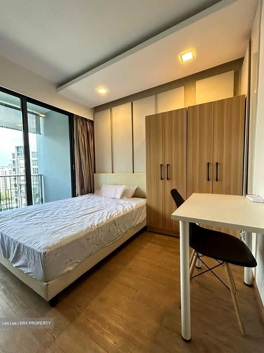 Prive (D19), Condominium #575431261